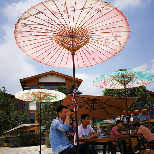 北京户外庭院油纸伞